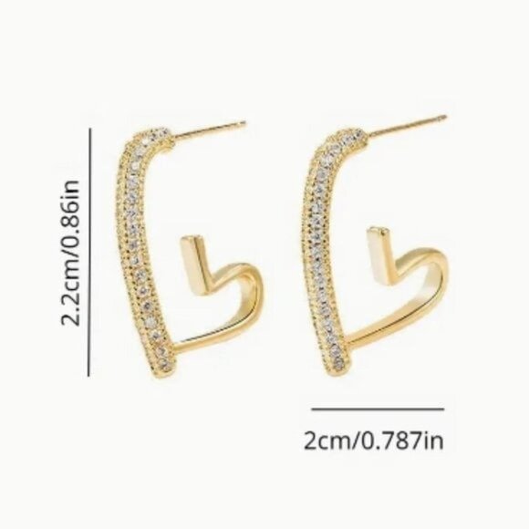 18k Gold Plated Rhinestone Heart Hoop Earrings - Picture 4 of 4